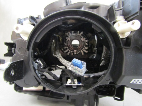 LAMPA PRZÓD BMW 2 F22 F23 KSENON NIESKRĘTNY 13-21 RH PRAWA 90037557