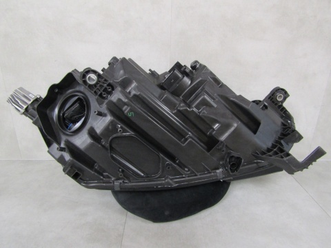 LAMPA PRZÓD SKODA OCTAVIA IV FULL LED 19-24 LH 5E4941015A