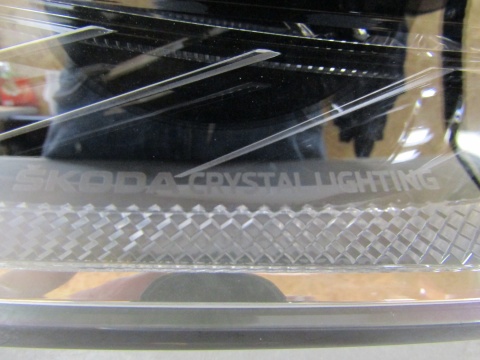 LAMPA PRZÓD SKODA OCTAVIA IV FULL LED 19-24 LH 5E4941015A