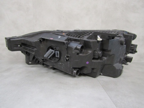 LAMPA PRZÓD VOLVO XC60 FULL LED CZARNA 17-24 RH PRAWA 32404706