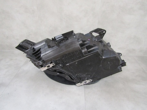 LAMPA PRZÓD VOLVO XC60 FULL LED CZARNA 17-24 RH PRAWA 32404706
