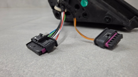Lusterko lewe Fiat Grande Panda LED 9 PIN (7+2) 25- kompletne LH