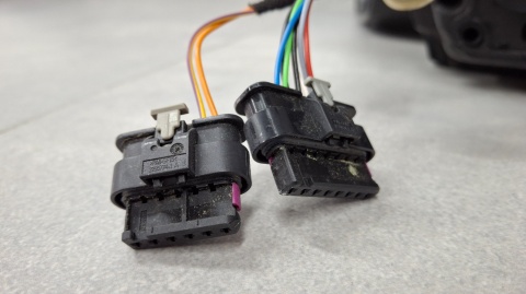Lusterko lewe Fiat Grande Panda LED 9 PIN (7+2) 25- kompletne LH
