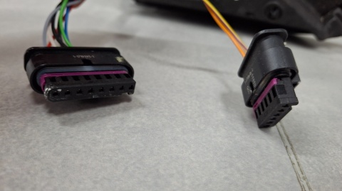Lusterko lewe Fiat Grande Panda LED 9 PIN (7+2) 25- kompletne LH