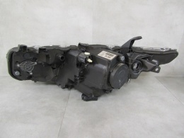 Lampa przód Toyota Auris 2 II Lift FULL LED 15-18 RH 81110-02K60