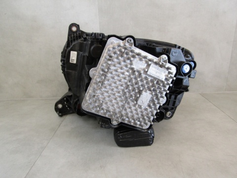 LAMPA PRZÓD LAND ROVER DEFENDER II LED RH PRAWA 20- L8B213W029BG