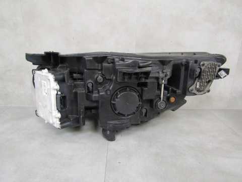 LAMPA PRZÓD GENESIS GV70 FULL LED RH PRAWA 20-23 HE04