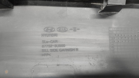 Listwa progowa prawa Kia Sportage 3 III 10-15 osłona progu