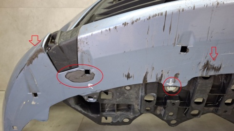 Zderzak przód przedni Toyota Yaris 3 III Lift 14-17 / + osłona
