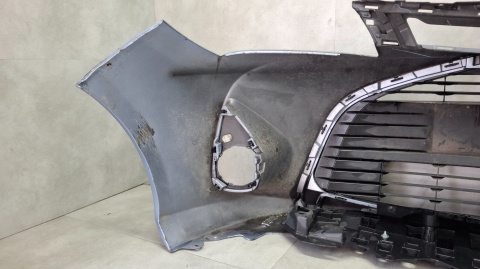 Zderzak przód przedni Toyota Yaris 3 III Lift 14-17 / + osłona