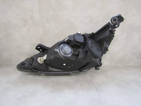 LAMPA PRZÓD PEUGEOT 308 II 2 ZWYKŁA 13-17 RH PRAWA 9677522980-00