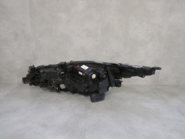 LAMPA PRZÓD TOYOTA COROLLA E21 SEDAN FULL LED RH 18-23 81110-02T50-00