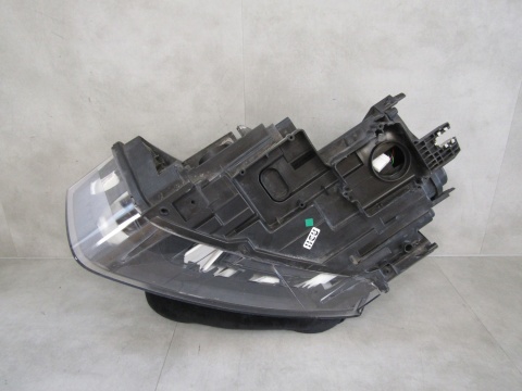 LAMPA PRZÓD AUDI Q3 8U0 KSENON NIESKRĘTNY 11-14 RH PRAWA 8U0941006