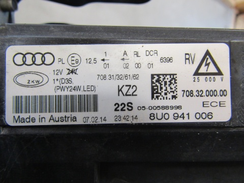LAMPA PRZÓD AUDI Q3 8U0 KSENON NIESKRĘTNY 11-14 RH PRAWA 8U0941006