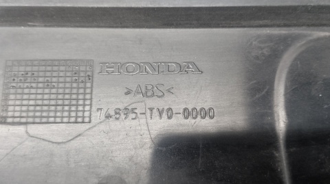 BLENDA LISTWA KLAPY TYŁ HONDA CIVIC IX LIFT 74895-TV0-000
