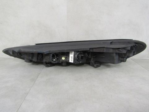 Lampa przód Hyundai Kona 1 LED DRL RH PRAWA 17-21 92208J9000