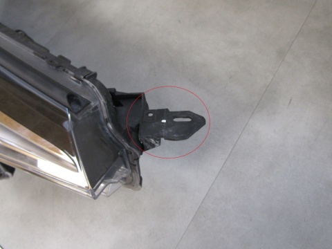 LAMPA PRZÓD TOYOTA CHR C-HR 16-19 SOCZEWKA Z LED RH PRAWA 81110-F4030-00