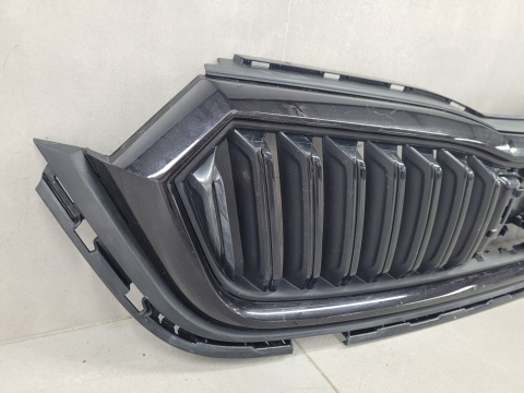 Grill atrapa zderzaka przód Skoda Octavia 4 IV 5E3 19-23
