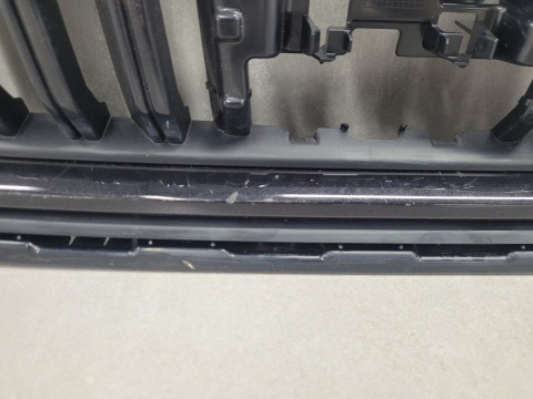Grill atrapa zderzaka przód Skoda Octavia 4 IV 5E3 19-23