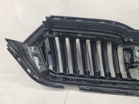 Grill atrapa zderzaka przód Skoda Octavia 4 IV 5E3 19-23