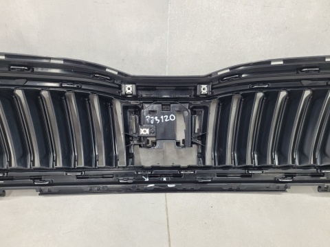 Grill atrapa zderzaka przód Skoda Octavia 4 IV 5E3 19-23