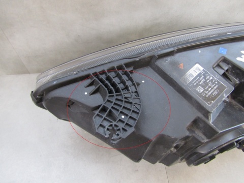 LAMPA PRZÓD FORD TRANSIT CUSTOM LIFT KSENON 17-23 RH JK21-13D152-BJ