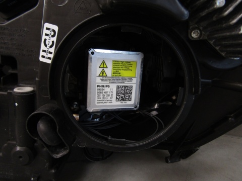 LAMPA PRZÓD FORD TRANSIT CUSTOM LIFT KSENON 17-23 RH JK21-13D152-BJ