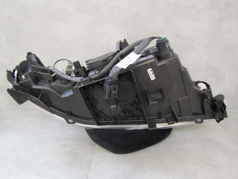 LAMPA PRZÓD VOLVO S60 V70 LIFT ZWYKŁA LH LEWA 04-09 30698835