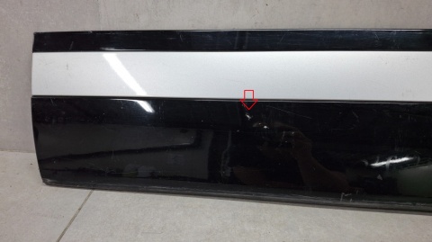Listwa drzwi dekor lewa przód RANGE ROVER VELAR L560 17-22