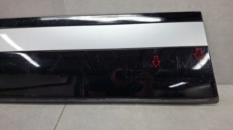 Listwa drzwi dekor lewa przód RANGE ROVER VELAR L560 17-22