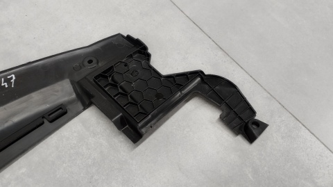 Maskownica osłona pasa przedniego Lamborghini Urus 4ML 18-