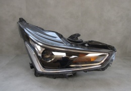 LAMPA PRZÓD TOYOTA AYGO 2 II LIFT ZWYKŁA SOCZEWKA + LED 18-22 RH PRAWA