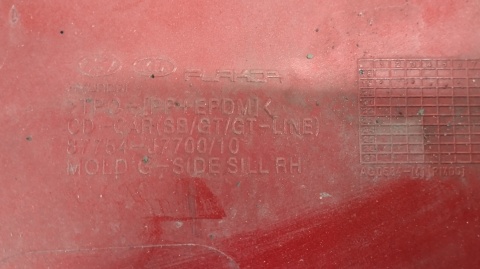 Listwa progowa prawa Kia Proceed 3 GT Line 19-