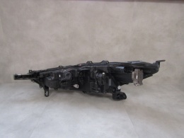 LAMPA PRZÓD TOYOTA COROLLA CROSS FULL LED 20- RH PRAWA HASCO 16-184