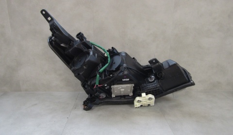 LAMPA PRZÓD NISSAN LEAF 2 II LED 18-22 LH LEWA 26060 5SH5A