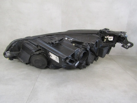 LAMPA PRZÓD VOLKSWAGEN VW GOLF 8 VIII LED 19-24 RH PRAWA 5H1941006