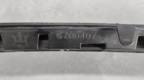 kratka zderzaka środkowa 670040749 Maserati Levante 16-