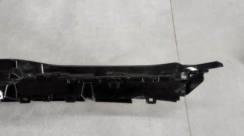 Kratka wlotu powietrza zderzaka środkowa BMW 7 i7 G70 22-