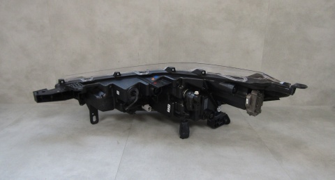LAMPA PRZÓD TOYOTA COROLLA CROSS FULL LED 20- RH PRAWA HASCO 16-184