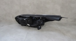 LAMPA PRZÓD KIA CEED 3 III LIFT ZWYKŁA SOCZEWKA CZARNA 21- RH 92102J7051