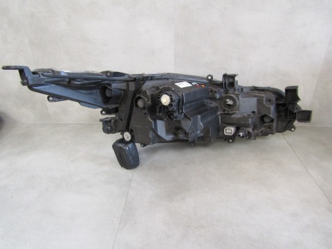 Lampa przód Toyota Corolla E21 SEDAN FULL LED 18-23 LH 81150-02T50