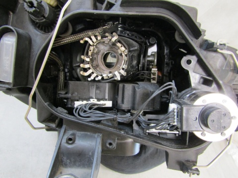 LAMPA PRZÓD VOLKSWAGEN PASSAT B7 KSENON SKRĘTNY + LED 10-14 LEWA LH 3AB941751