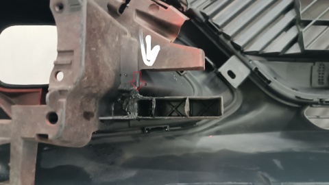 Zderzak przód przedni Citroen C4 III 20-