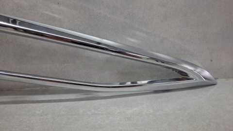 Listwa zderzaka prawa przód przednia BMW 5 G30 G31 Luxury Line 17-20 RH
