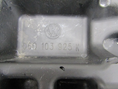 Osłona silnika pokrywa Audi Skoda VW 06Q103925
