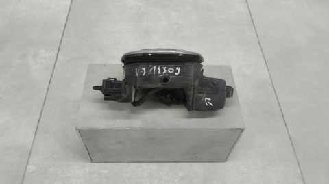 Osłona portu ładowania klapka wlewu emblemat Volkswagen Golf VII GTE 5GE853396