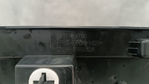 Zderzak tył tylny Citroën C3 IV 23- / + wiązka