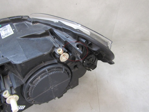 LAMPA PRZÓD BMW X1 F48 ZWYKŁA 15-19 RH PRAWA 7346534