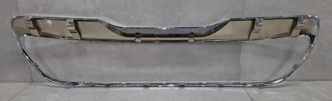 Ramka chrom grilla atrapy przód Peugeot 108 14-22