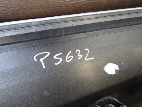 Listwa progowa lewa Mercedes C-Klasa 205 nakładka